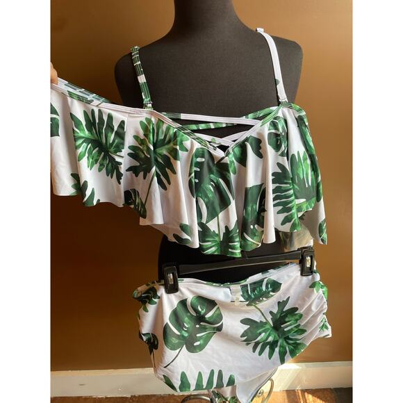 NWOT Women's Plus Size 20W 2 Piece Bathing Swim Suit Tropical Palm Tree - Picture 2 of 7